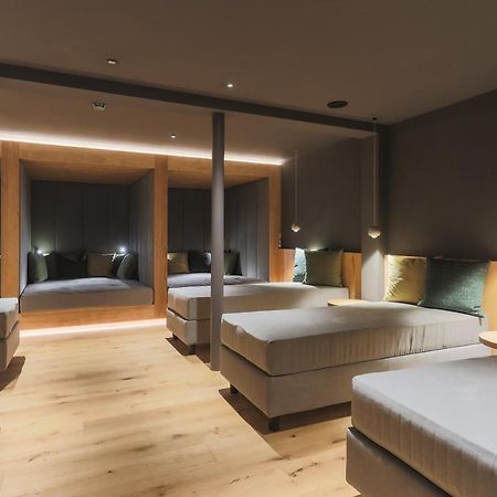 Hotel Waldheim Natz-Schabs Buitenkant foto