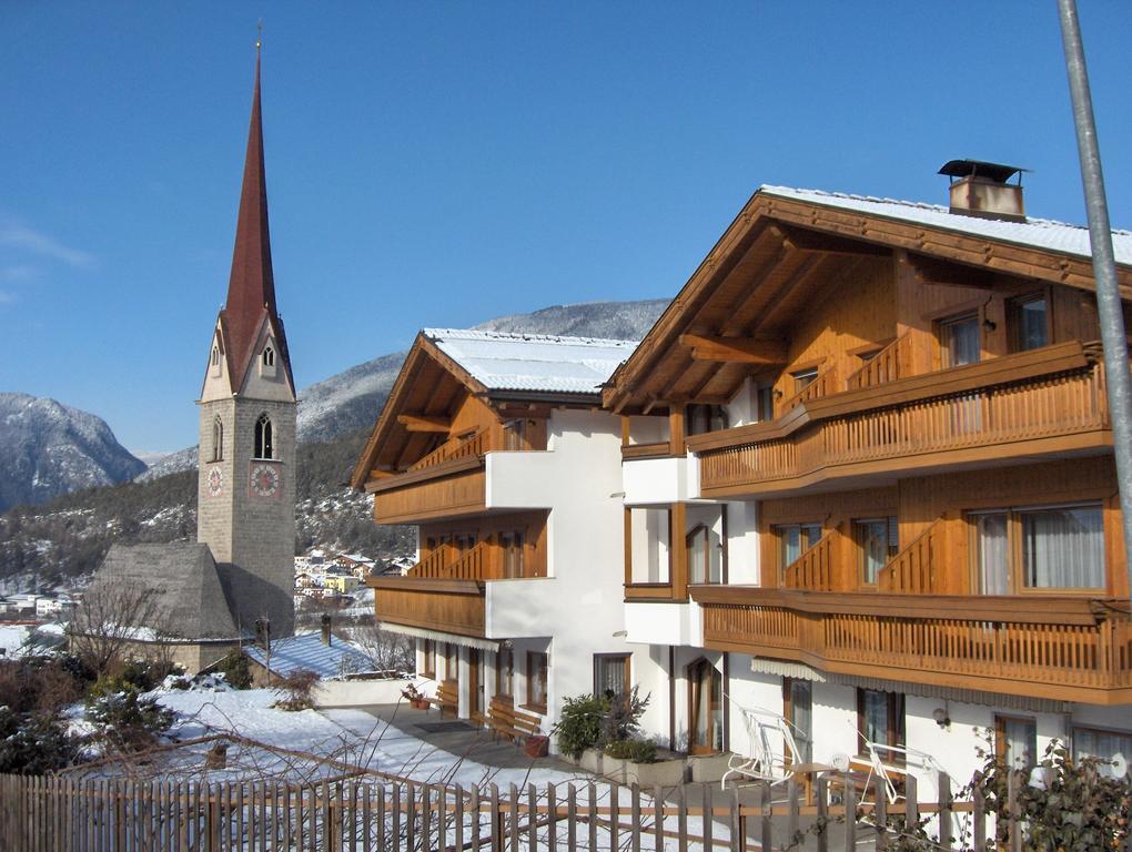 Hotel Waldheim Natz-Schabs Buitenkant foto